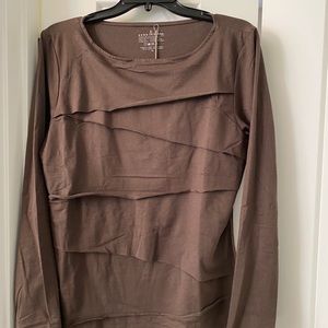 Neon Buddha chocolate brown XL top.